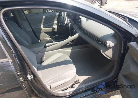 2023 Hyundai Elantra Sel z USA, uszkodzony, nr VIN 5NPLS4AG7PH092215